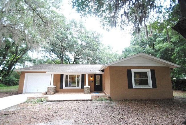 property at 404 W Jersey Ave