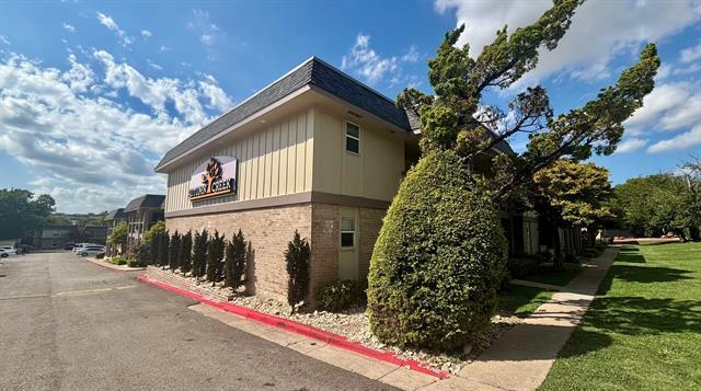 property at 10749 E NW Hwy