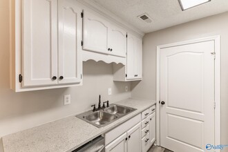 6967 Wall Triana Hwy in Madison, AL - Building Photo - Building Photo