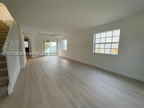 13848 NW 22nd St in Sunrise, FL - Foto de edificio - Building Photo
