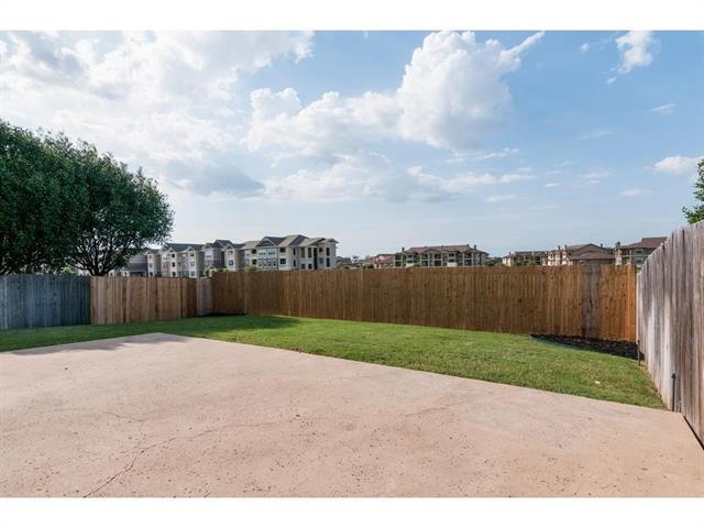 5028 Senator Dr in Fort Worth, TX - Building Photo - Building Photo