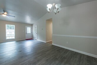 5461 Brisbane Ct in Stonecrest, GA - Building Photo - Building Photo
