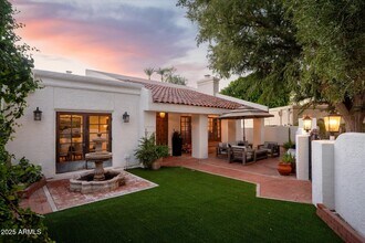 1025 E Morten Ave in Phoenix, AZ - Building Photo - Building Photo