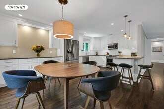 94 Ridge Rd W in Sag Harbor, NY - Building Photo - Building Photo