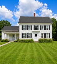219 Park St in Rockport, ME - Building Photo