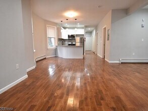83 Arsdale Terrace-Unit -1 in East Orange, NJ - Building Photo - Building Photo
