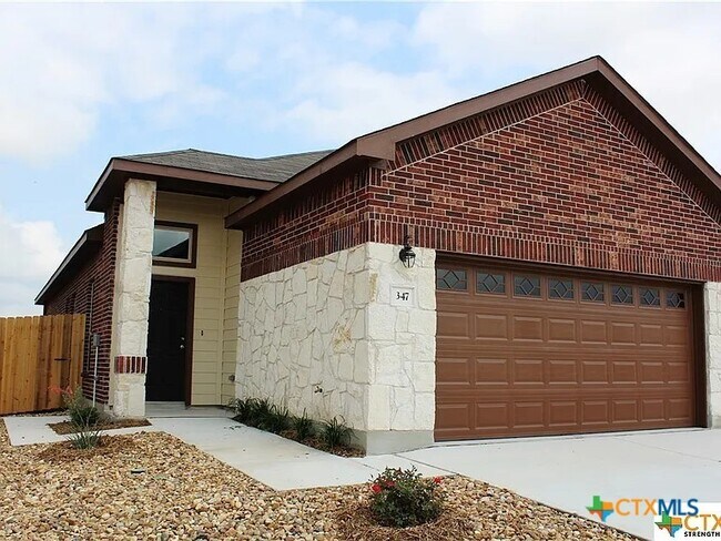 347 Creekside Curve