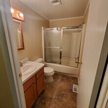 7297 Trotter Ln in Mentor, OH - Foto de edificio - Building Photo