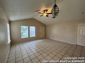 5619 Lakebend W Dr in San Antonio, TX - Building Photo - Building Photo