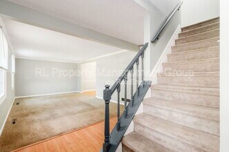 66 Haddam Pl E in Westerville, OH - Foto de edificio - Building Photo