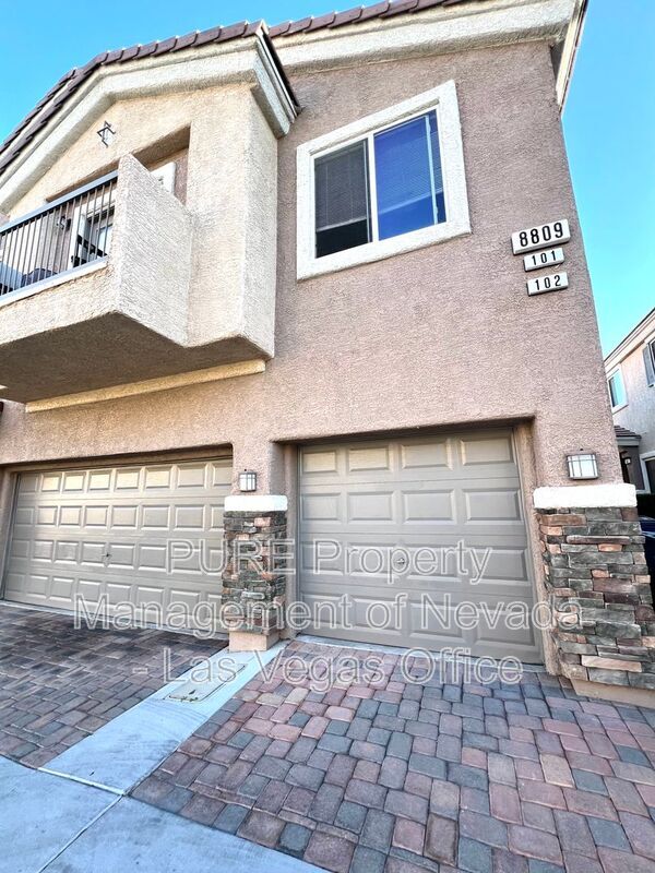 8809 Horizon Wind Ave in Las Vegas, NV - Building Photo - Building Photo