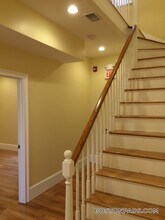 208 Holland St, Unit 2 in Somerville, MA - Building Photo - Building Photo
