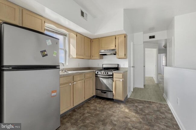 2223 S 15th St in Philadelphia, PA - Building Photo - Building Photo