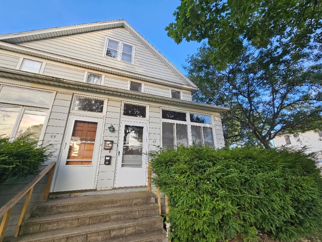 55-57-57 Tompkins St