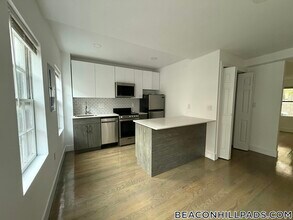61 Joy St in Boston, MA - Building Photo - Building Photo