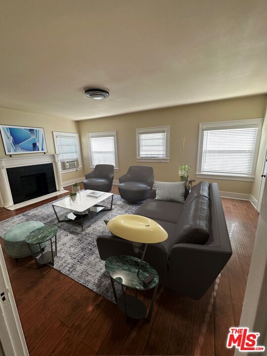 1404 S St Andrews Pl in Los Angeles, CA - Building Photo - Building Photo