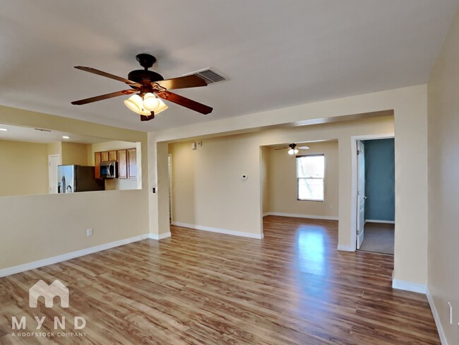 1295 W Placita Tecolote Mesa in Sahuarita, AZ - Building Photo - Building Photo