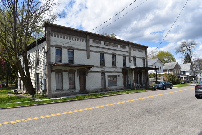 123 Main St in Windsor, NY - Building Photo - Building Photo