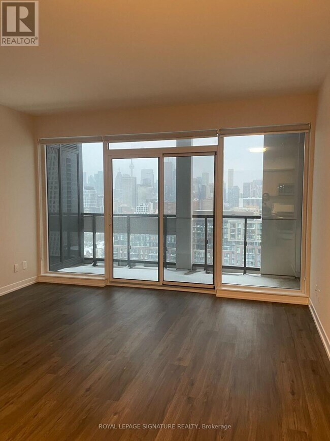 25 Nicholas Ave in Toronto, ON - Building Photo - Building Photo