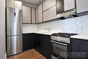 Luxury 2 BR in Bushwick with Roof Deck!, Unit 3F in Brooklyn, NY - Building Photo