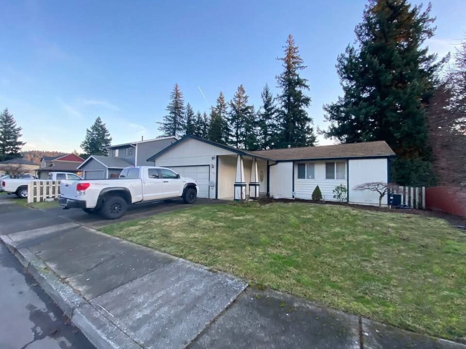 12608 SE Cora St in Portland, OR - Building Photo