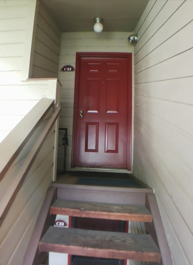 15278 Sunwood Blvd in Tukwila, WA - Building Photo - Building Photo