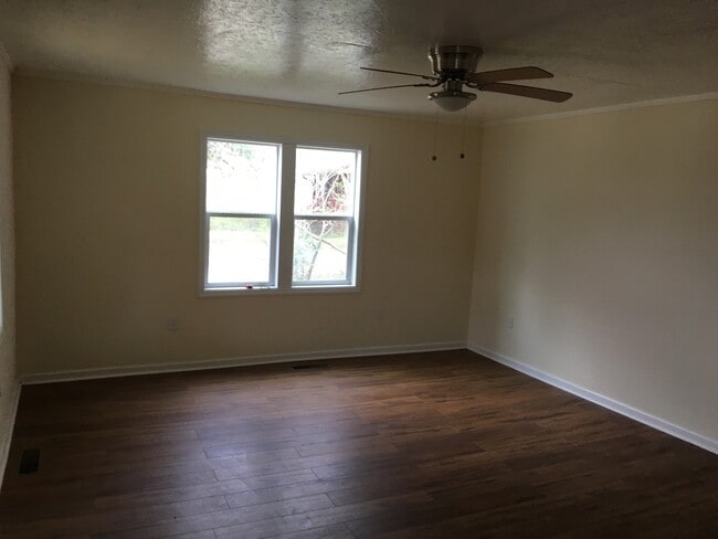 604 Elm St in Hogansville, GA - Building Photo - Building Photo