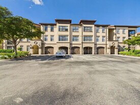 12960 Positano Cir in Naples, FL - Building Photo