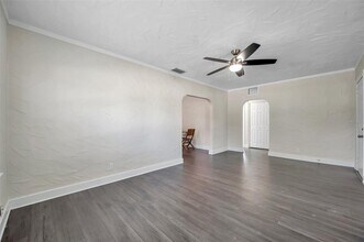 4000 10th Ave N in St. Petersburg, FL - Building Photo - Building Photo