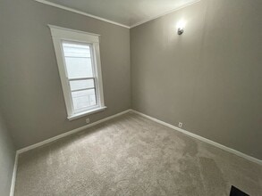 239 Ann St NE in Grand Rapids, MI - Foto de edificio - Building Photo