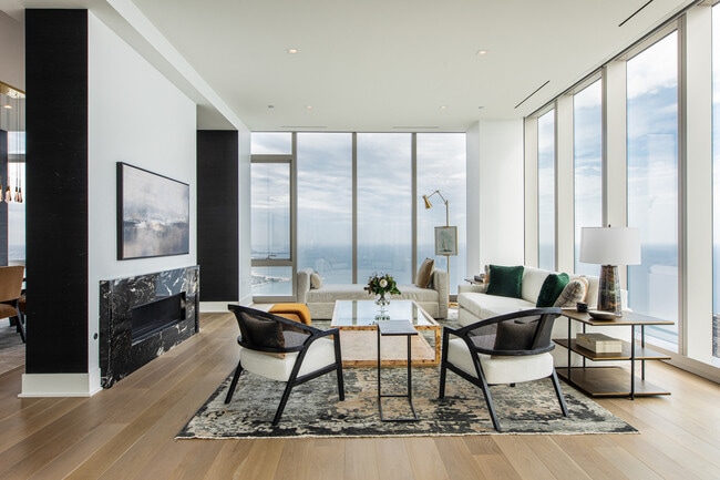 363 E Wacker Dr in Chicago, IL - Foto de edificio - Building Photo