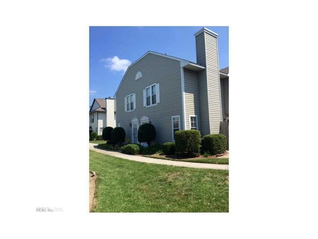 109 Seaside Ln in Virginia Beach, VA - Building Photo - Building Photo