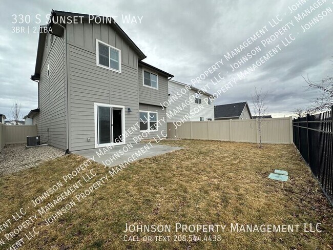 330 S Sunset Point Way in Meridian, ID - Building Photo - Building Photo