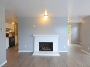 4124 23rd Ave SW in Seattle, WA - Building Photo - Building Photo