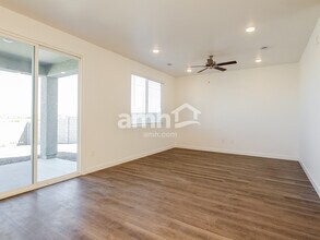 20177 W Thomas Rd in Buckeye, AZ - Building Photo - Building Photo