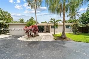 1305 Dewey St in Hollywood, FL - Building Photo - Building Photo