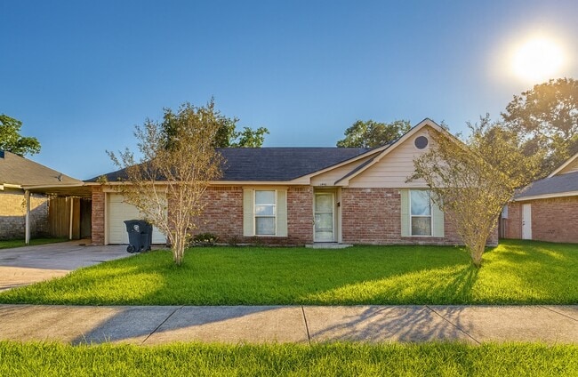property at 11942 Flushing Meadows Dr