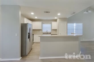 206 Bison Meadow Dr in Waxahachie, TX - Foto de edificio - Building Photo