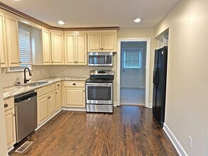 1110 Inglewood Dr in Nashville, TN - Building Photo - Building Photo