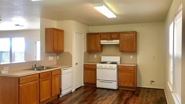 property at 12438 Grossmount Dr