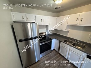 26680 Tungsten Rd-Unit -Unit 201 in Euclid, OH - Building Photo - Building Photo