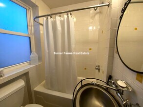 1029 Tremont St, Unit 4 in Boston, MA - Building Photo - Building Photo