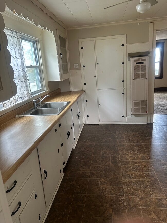 35 Salem St, Unit FL2 in Buffalo, NY - Building Photo - Building Photo