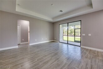 923 Belmont St E in Lehigh Acres, FL - Building Photo - Building Photo