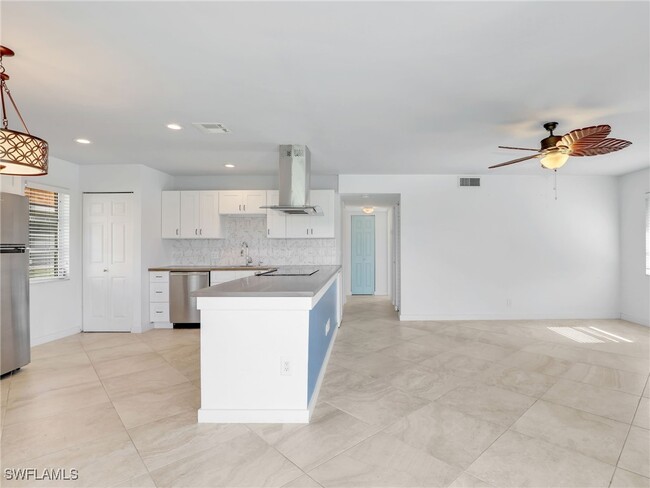 property at 1400 Pompei Ln