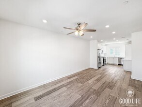 4376 Pacifica Wy in Oceanside, CA - Building Photo - Building Photo