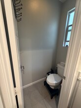 130 Cadence in Irvine, CA - Building Photo - Building Photo