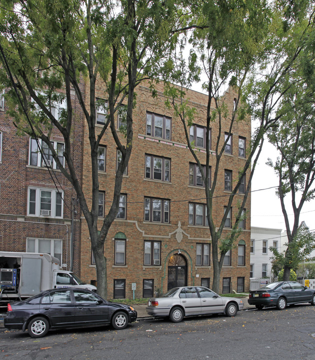 61 Corbin Ave in Jersey City, NJ - Building Photo