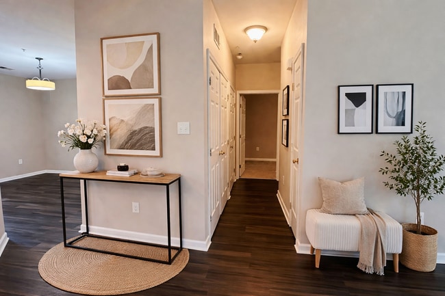 6514 Daytona Ct, Unit Ballenger in Frederick, MD - Foto de edificio - Building Photo