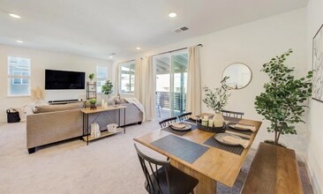 415 Arc Ct in Hayward, CA - Building Photo - Building Photo